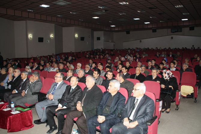 Akhisar’da Hafızlık ve En Güzel Ezan Okuma Yarışması Yapıldı